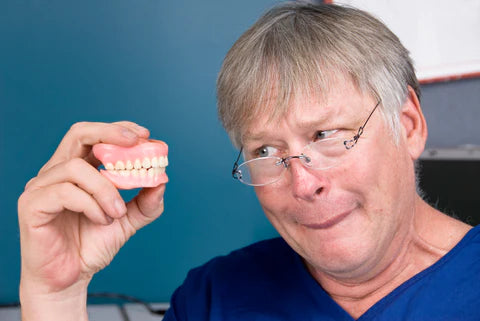 How to clean your dentures